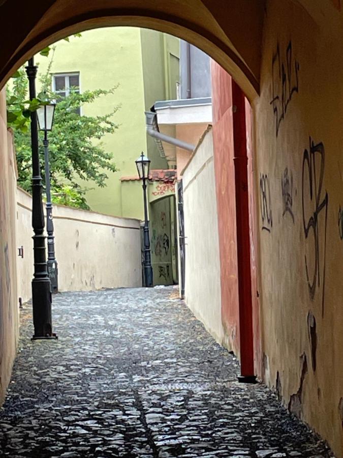 Charlie Lägenhet Cheb Exteriör bild