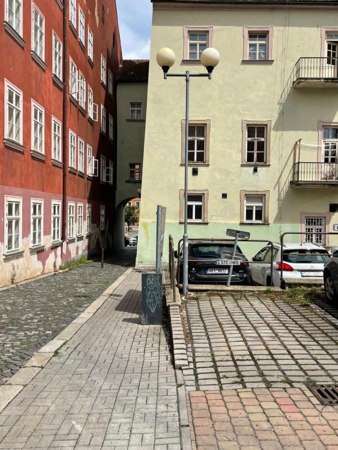Charlie Lägenhet Cheb Exteriör bild